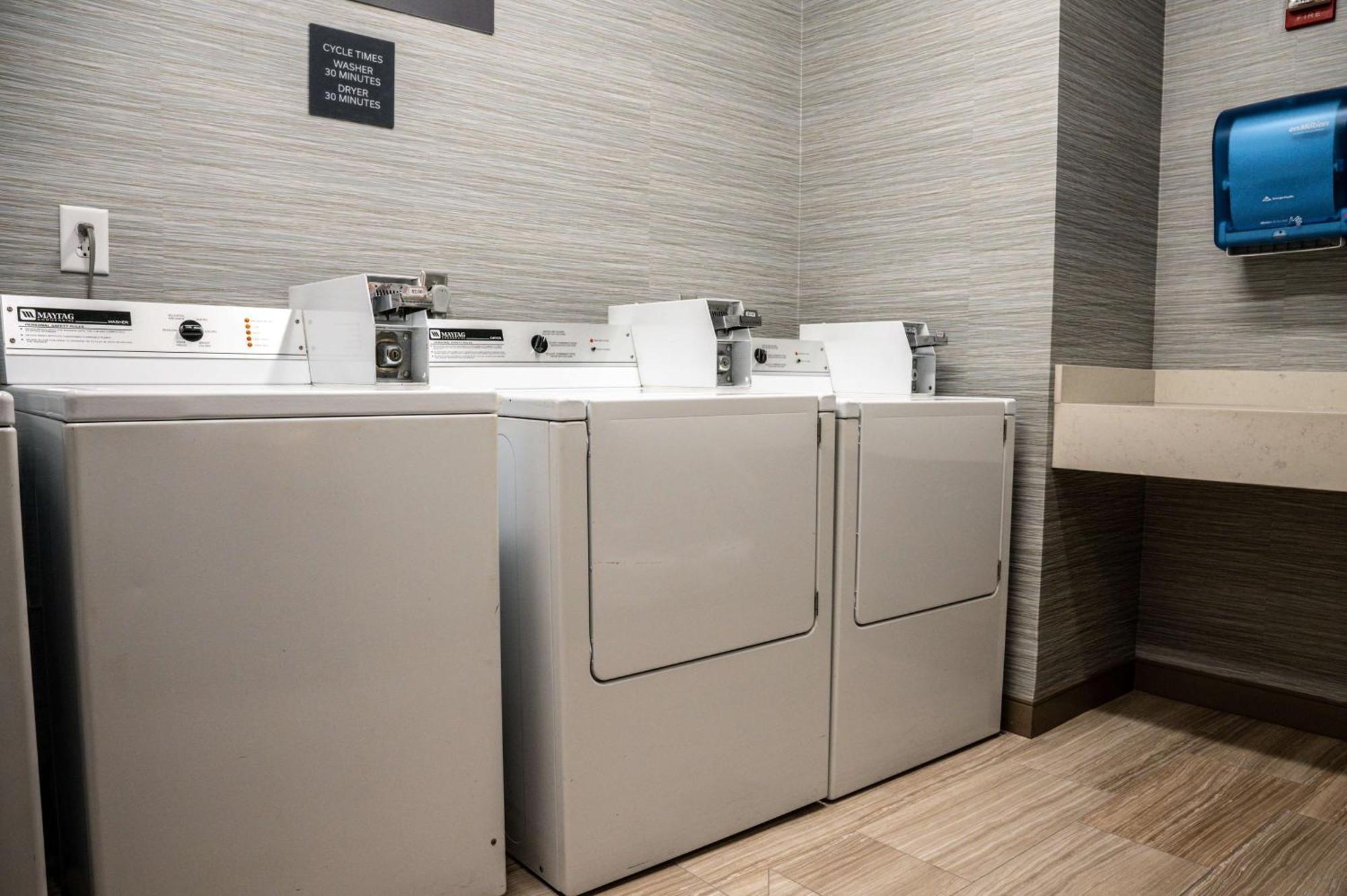 Hilton Garden Inn Fayetteville/Fort Bragg Kültér fotó