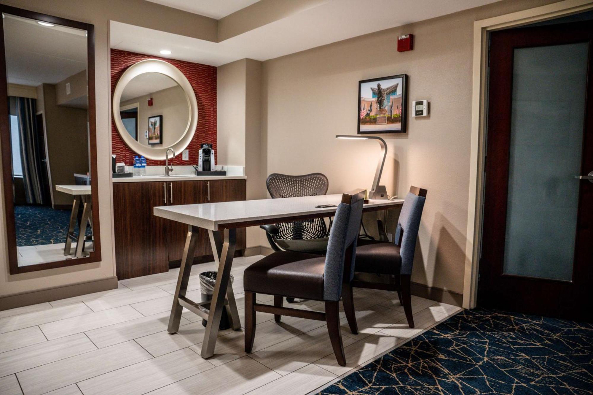 Hilton Garden Inn Fayetteville/Fort Bragg Kültér fotó